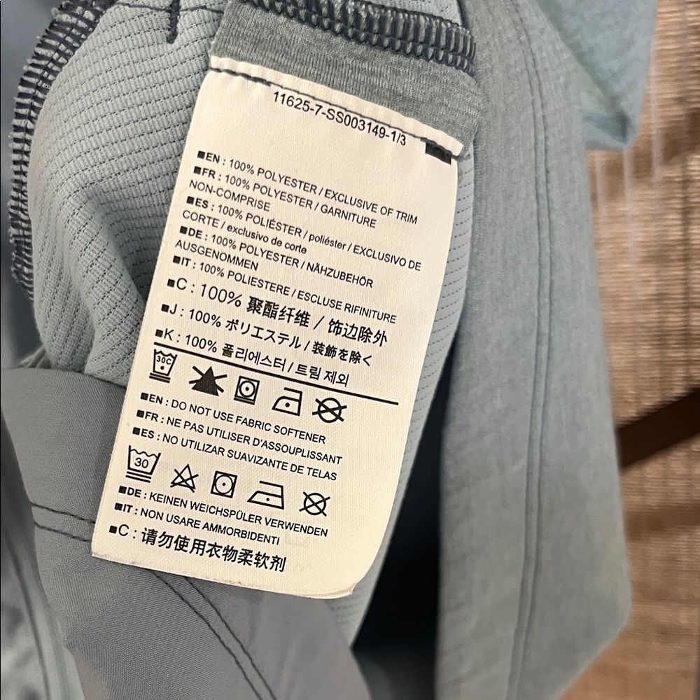 Arc'teryx Slate Blue Taema Hooded Jacket - Picture 4 of 8